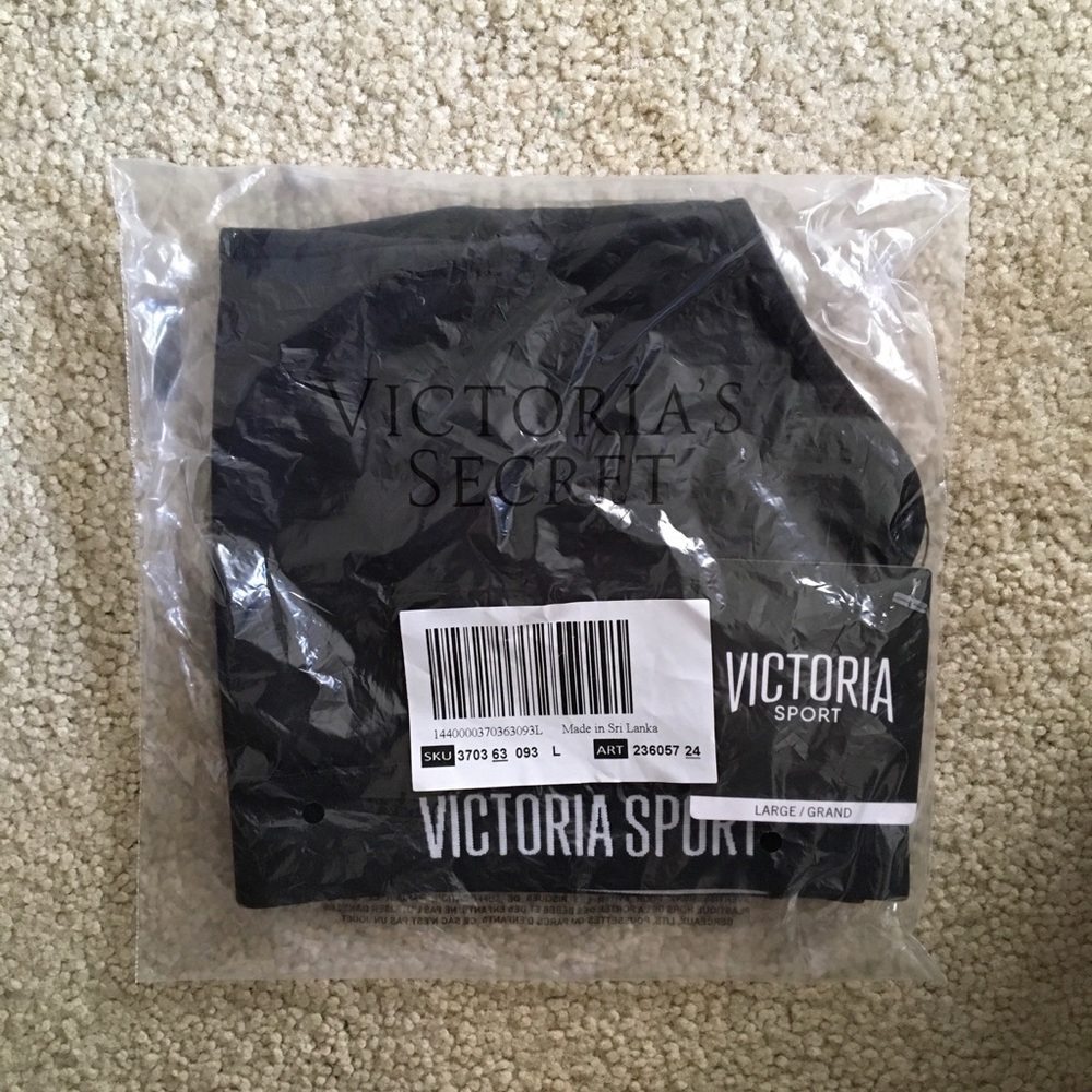 🆕VS The Player Racerback Sports Bra - Picture 6 of 6